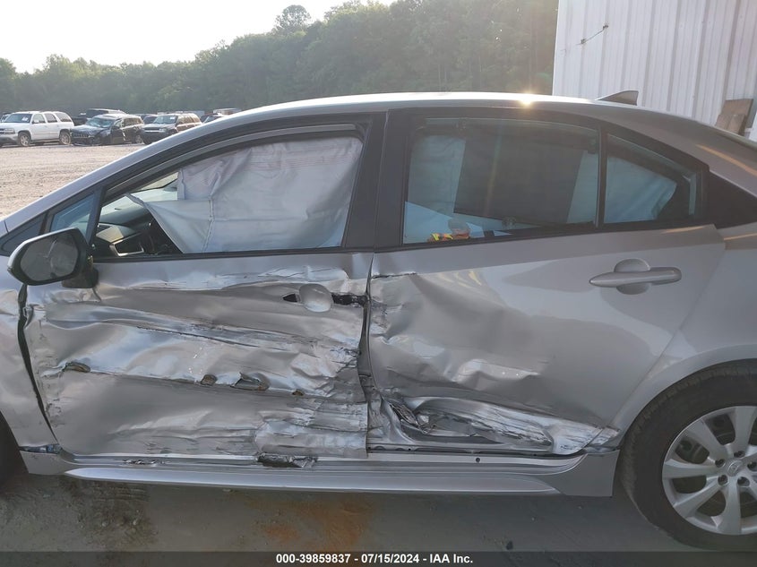2022 TOYOTA COROLLA LE - 5YFEPMAE6NP375360