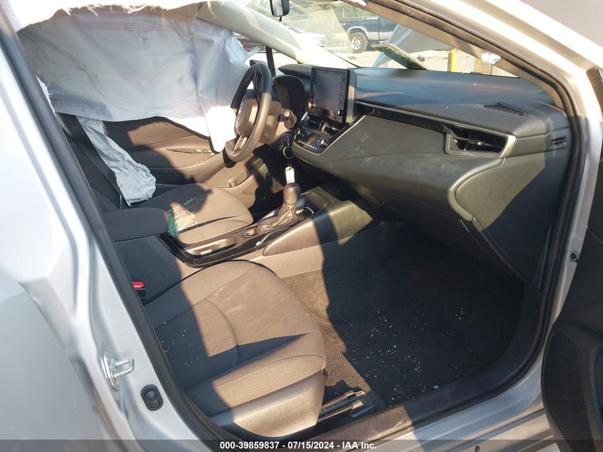 2022 TOYOTA COROLLA LE - 5YFEPMAE6NP375360