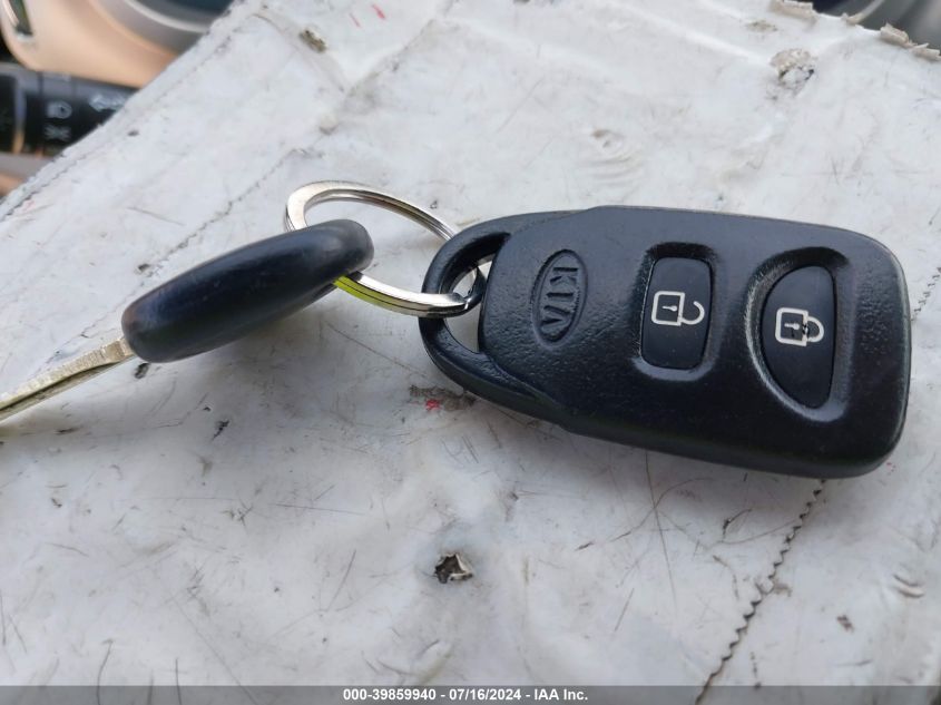 2011 Kia Sportage Lx VIN: KNDPBCA25B7074339 Lot: 39859940