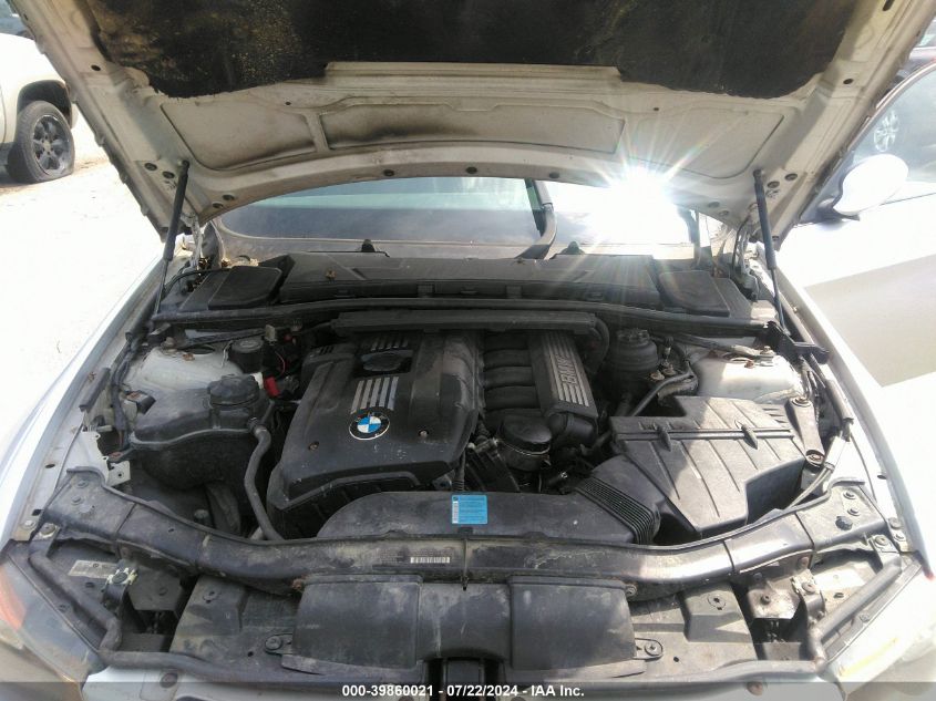 2007 BMW 328Xi VIN: WBAVT73567FZ35136 Lot: 39860021