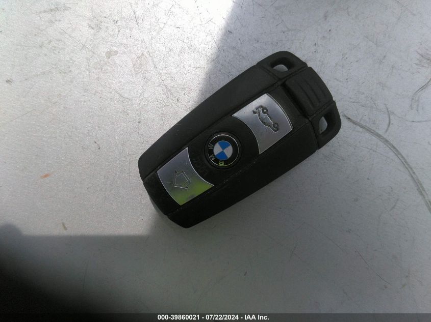 2007 BMW 328Xi VIN: WBAVT73567FZ35136 Lot: 39860021