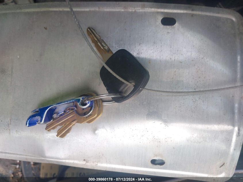 2000 Ford F-150 Work Series/Xl/Xlt VIN: 1FTZF1724YKA21792 Lot: 39860178