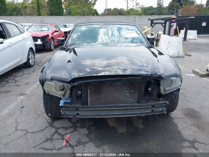 2013 Ford Mustang V6 Premium VIN: 1ZVBP8EM2D5200866 Lot: 39860217