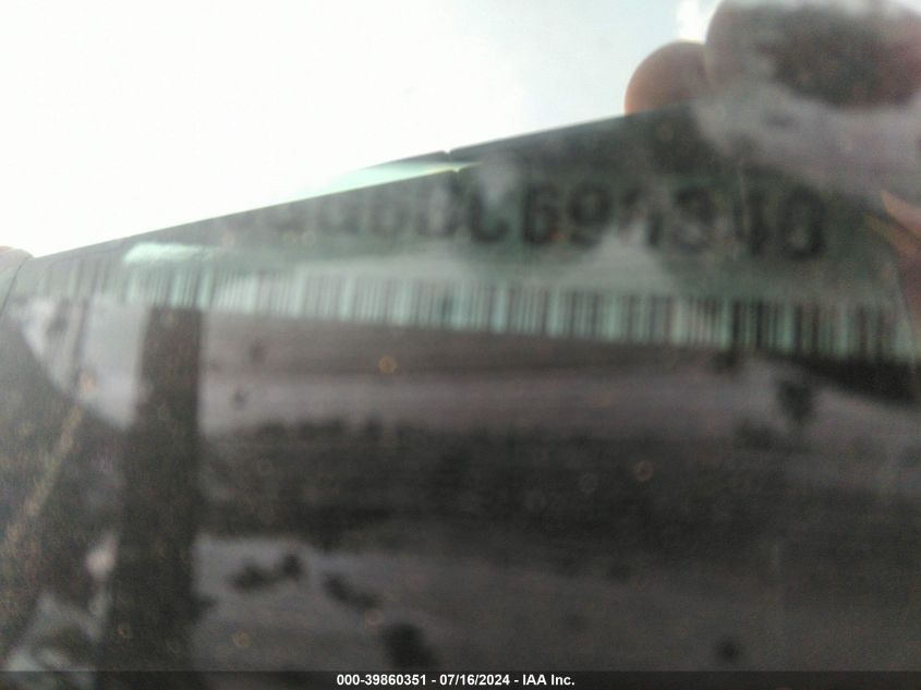 2011 Jeep Grand Cherokee Overland VIN: 1J4RR6GG6BC698340 Lot: 39860351