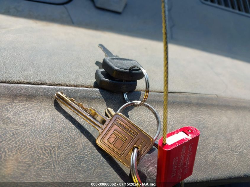 1993 Chevrolet Gmt-400 C1500 VIN: 1GCEC19K3PE171524 Lot: 39860362