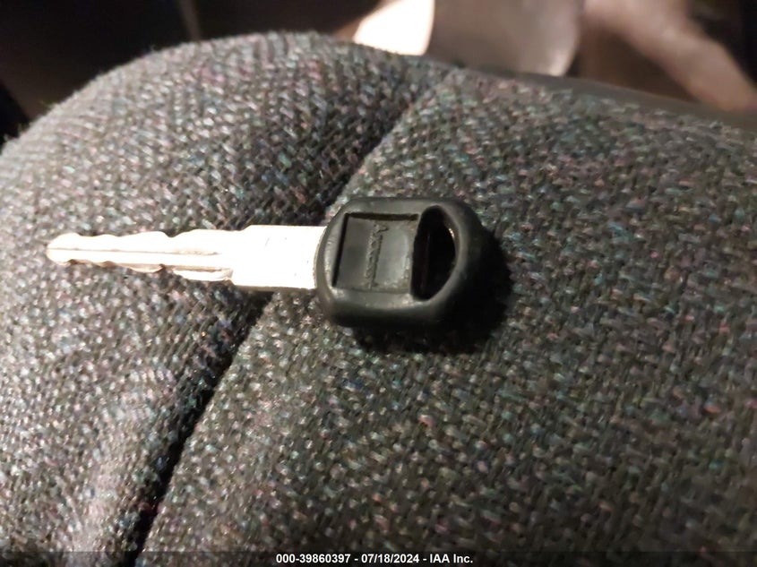 2002 Chevrolet Express VIN: 1GAGG25R321219022 Lot: 39860397