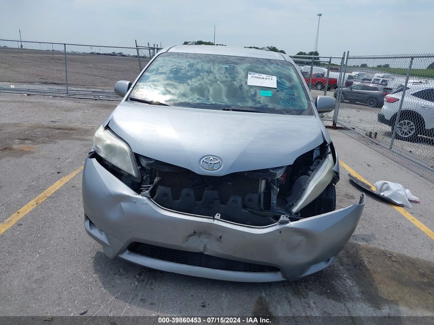 2014 Toyota Sienna Le V6 8 Passenger VIN: 5TDKK3DC8ES503420 Lot: 39860453