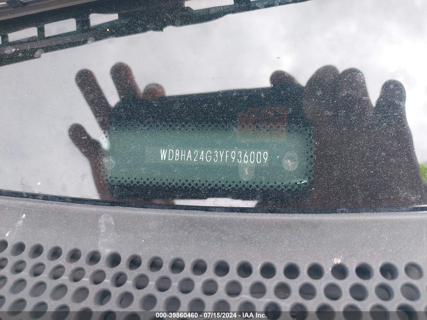 2000 Mercedes-Benz C 230 Kompressor VIN: WDBHA24G3YF936009 Lot: 39860460