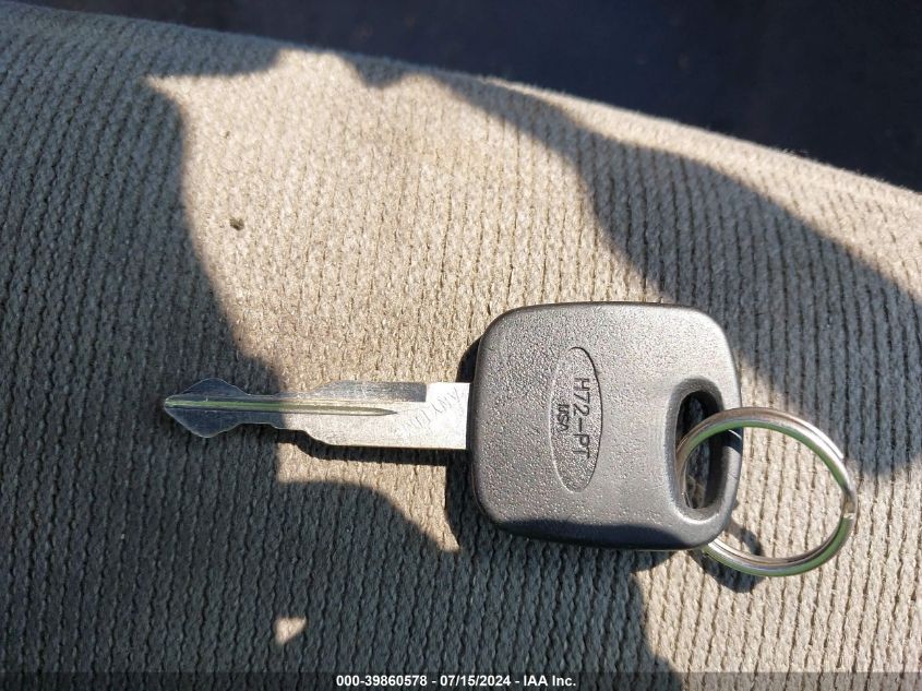 2000 Ford F-150 Lariat/Work Series/Xl/Xlt VIN: 1FTRX18L4YKA01188 Lot: 39860578