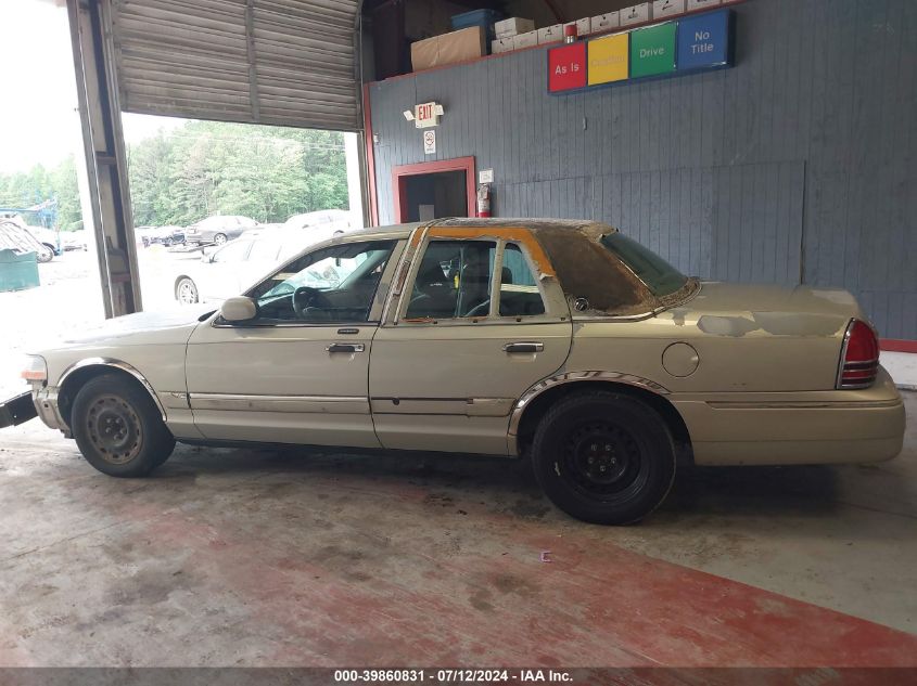 2004 Mercury Grand Marquis Gs VIN: 2MEFM74W74X679597 Lot: 39860831