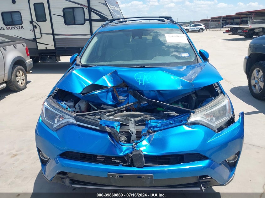 2017 TOYOTA RAV4 XLE - JTMWFREV0HJ147460