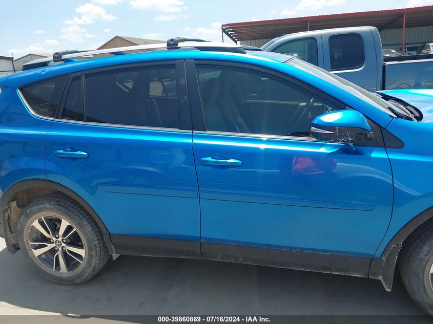 2017 TOYOTA RAV4 XLE - JTMWFREV0HJ147460