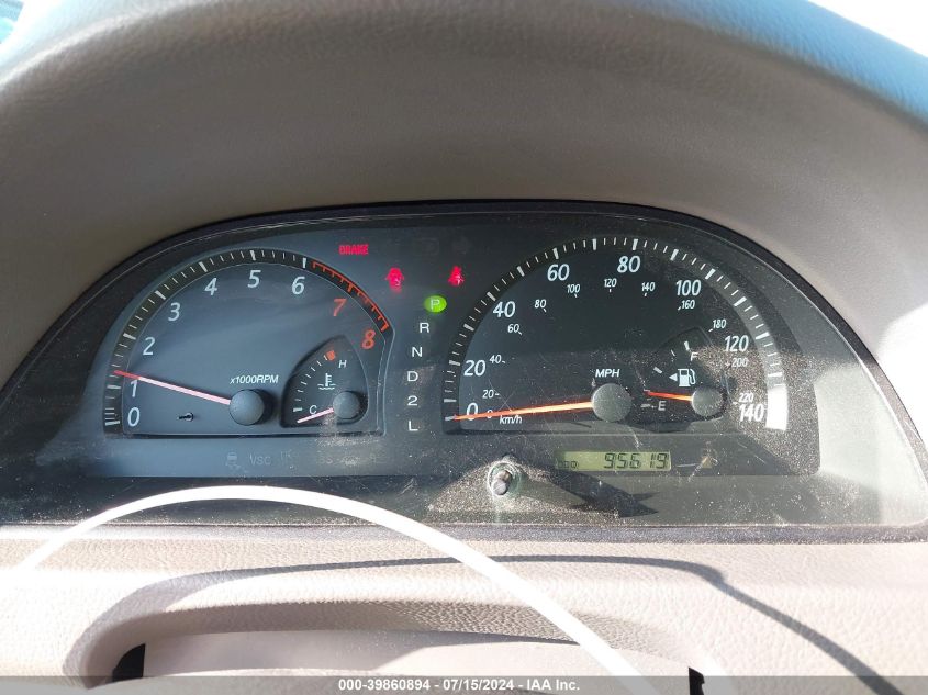 2003 Toyota Camry Le VIN: JTDBE32K330181206 Lot: 39860894