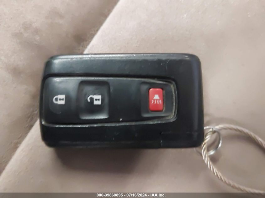 2005 Toyota Prius VIN: JTDKB20U653019451 Lot: 39860895