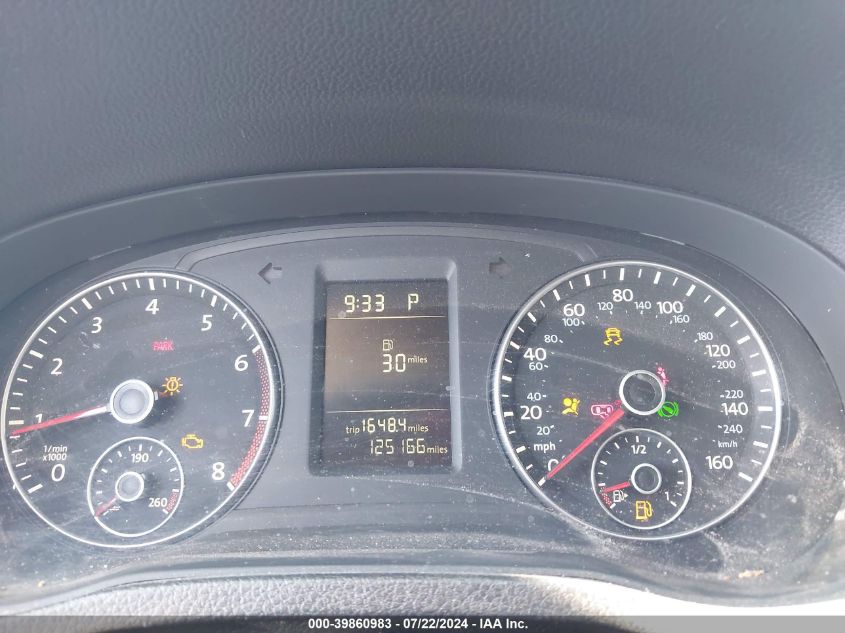 2012 Volkswagen Passat 2.5L S VIN: 1VWAP7A35CC067002 Lot: 39860983