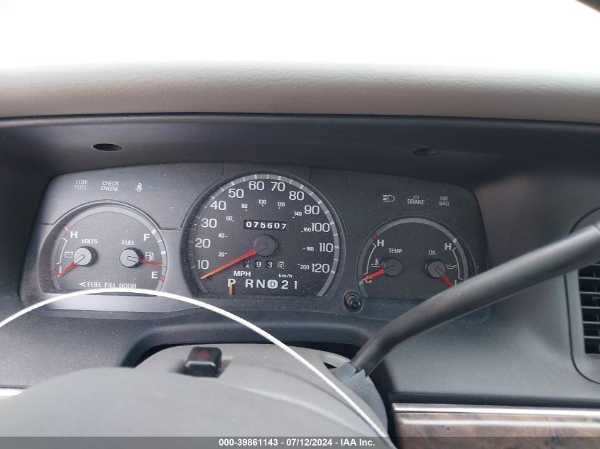 2000 Ford Crown Victoria VIN: 2FAFP73W9YX116556 Lot: 39861143