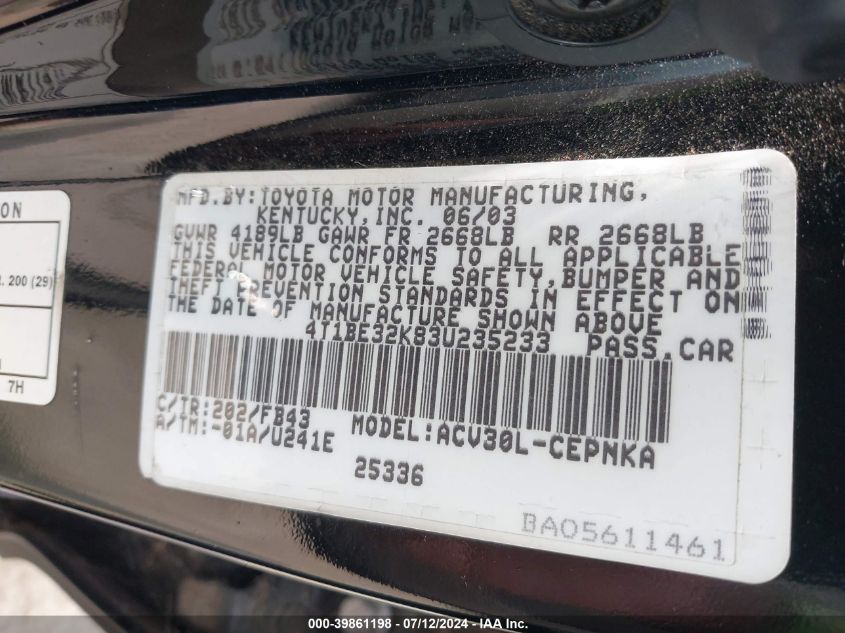 2003 Toyota Camry Le VIN: 4T1BE32K83U235233 Lot: 39861198