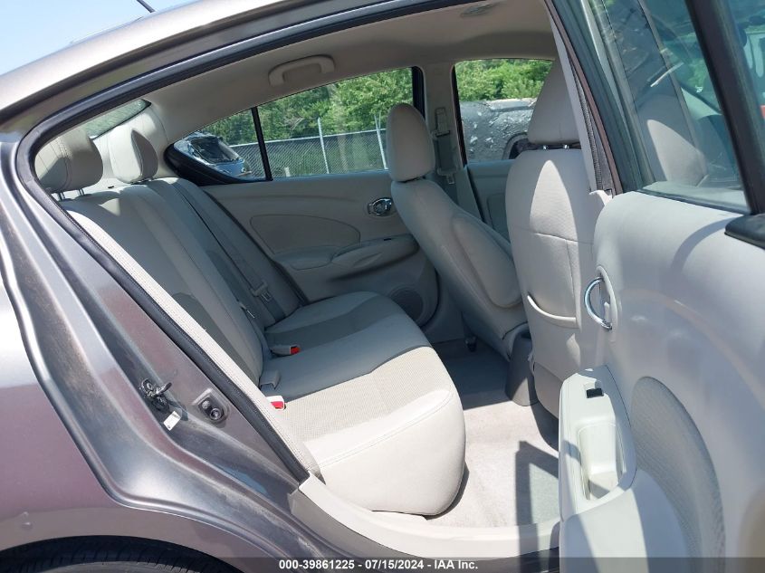 2015 Nissan Versa 1.6 Sl VIN: 3N1CN7AP9FL927810 Lot: 39861225