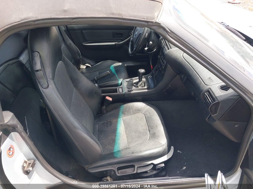 1997 BMW Z3 1.9L Roadster VIN: 4USCH7323VLB77558 Lot: 39861281