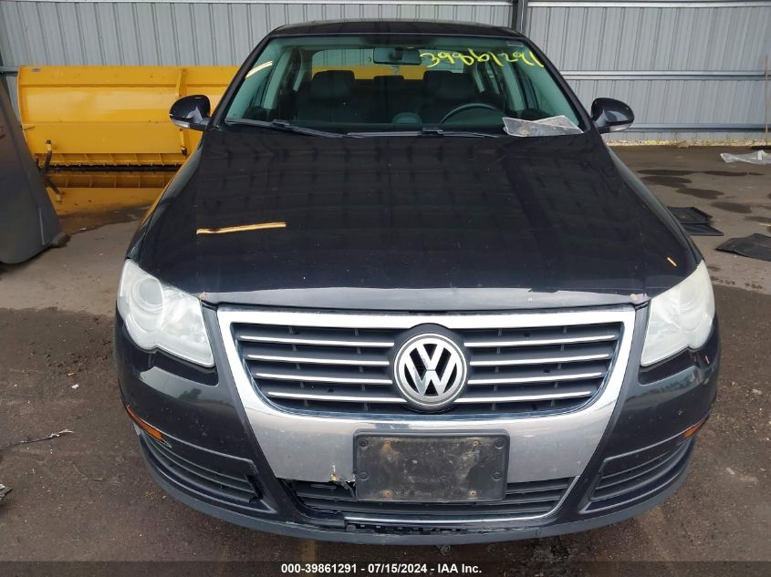 2008 Volkswagen Passat Komfort VIN: WVWAK73C18E054743 Lot: 39861291