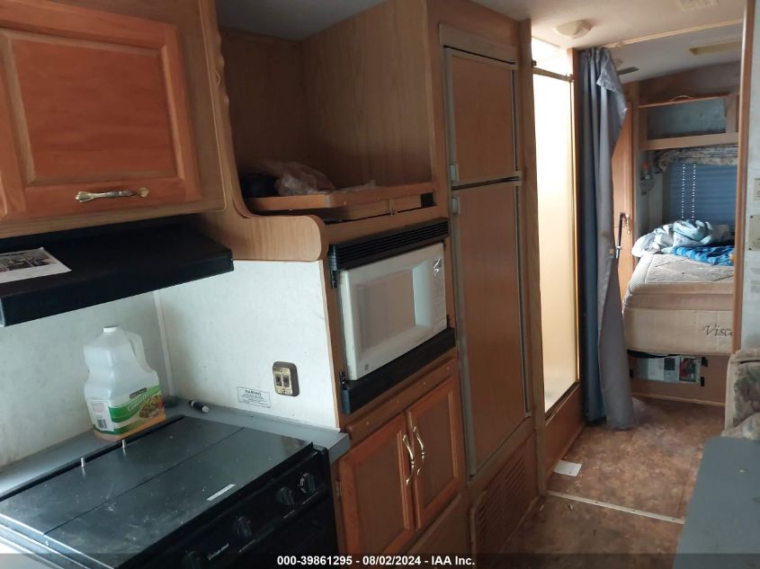 1999 Ford Econoline E450 Super Duty Cutwy Rv VIN: 1FDXE40S7XHA40043 Lot: 39861295