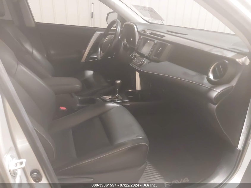 2016 TOYOTA RAV4 HYBRID LIMITED - JTMDJREV2GD023838