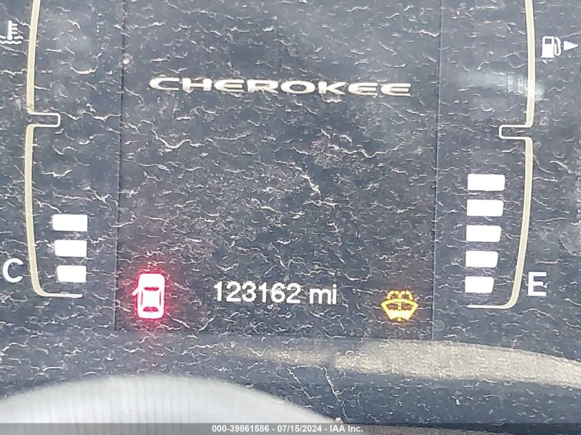 2018 Jeep Cherokee Latitude Fwd VIN: 1C4PJLCBXJD565585 Lot: 39861586