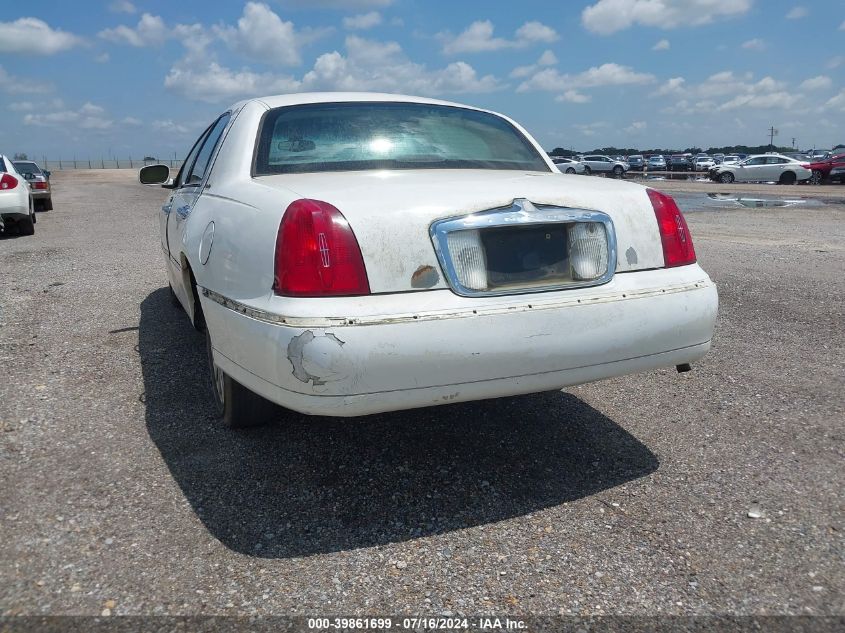 2002 Lincoln Town Car Executive VIN: 1LNHM81W12Y627220 Lot: 39861699