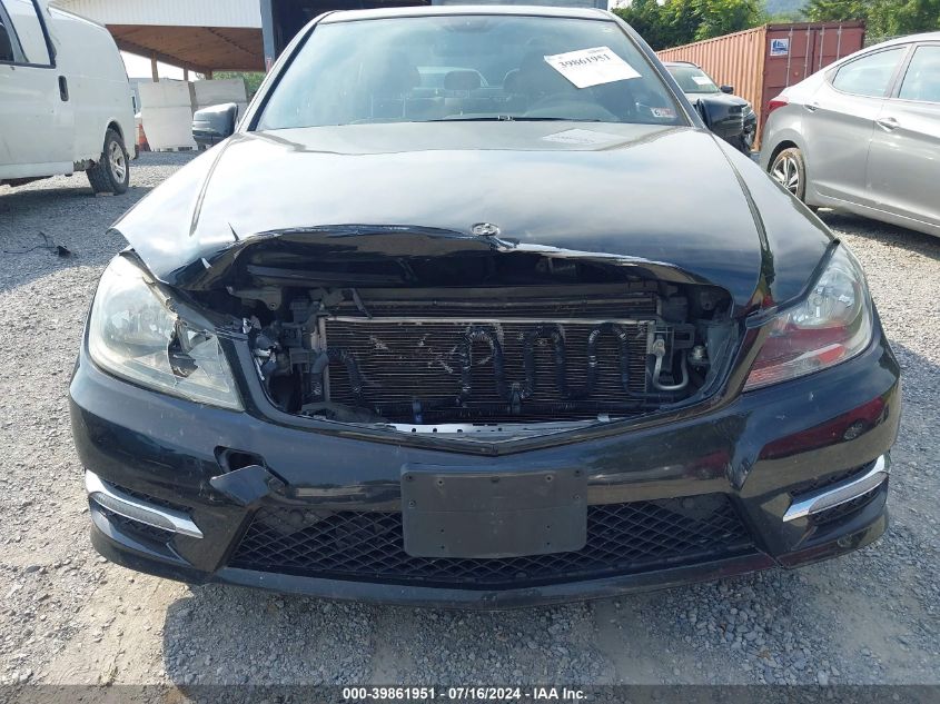 2012 Mercedes-Benz C 300 Luxury 4Matic/Sport 4Matic VIN: WDDGF8BB1CA643374 Lot: 39861951