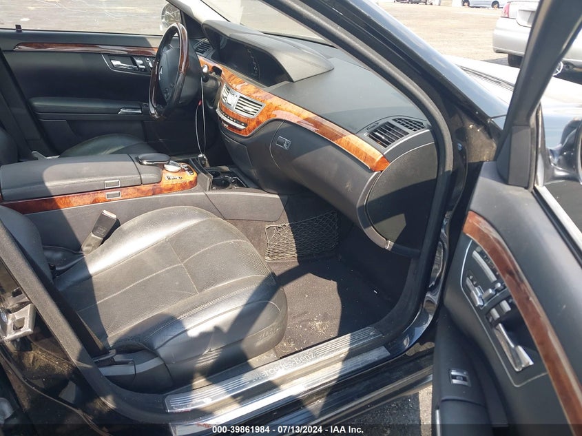 2007 Mercedes-Benz S 550 4Matic VIN: WDDNG86X47A090767 Lot: 39861984