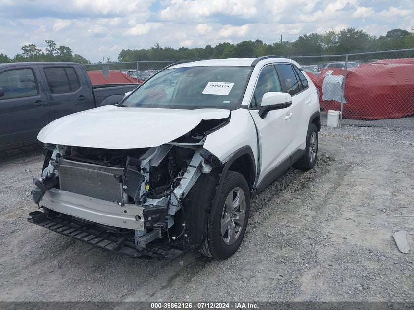 2024 TOYOTA RAV4 XLE - 2T3W1RFV3RW305757