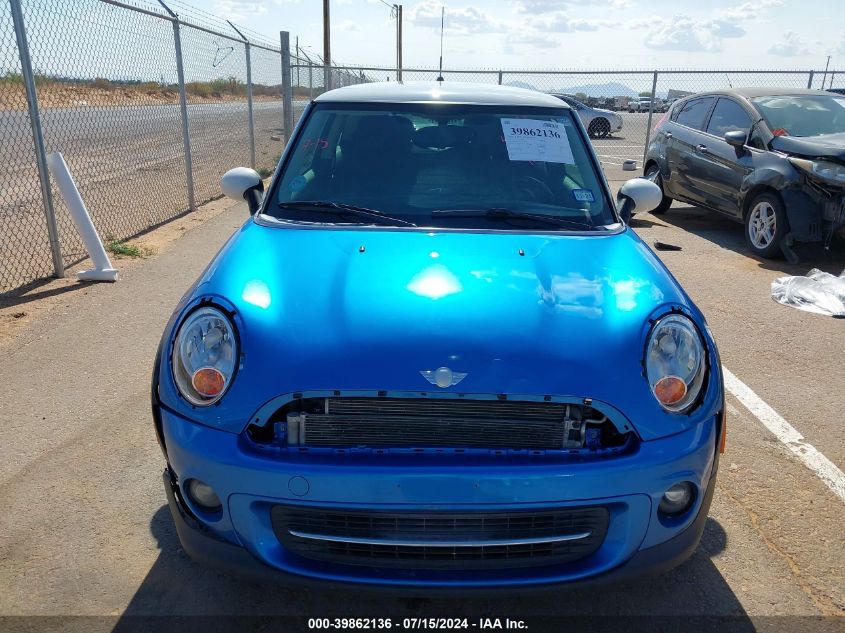 2011 Mini Cooper VIN: WMWSU3C51BT253011 Lot: 39862136