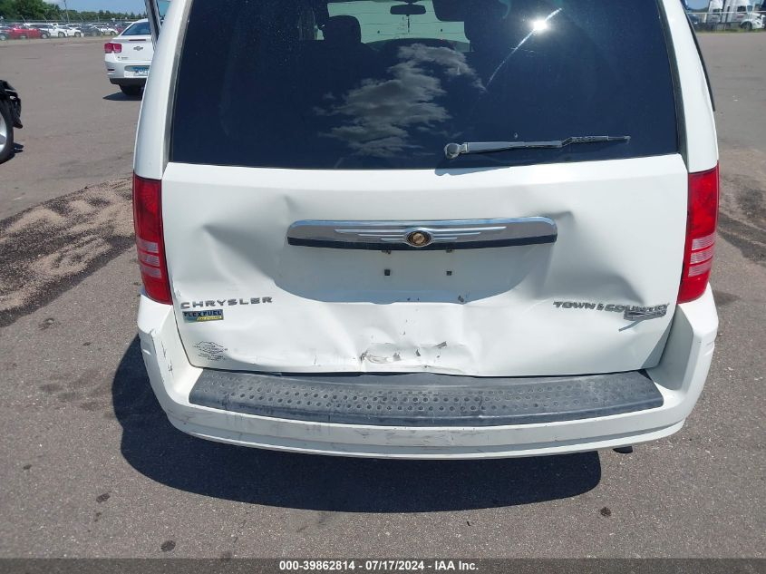 2010 Chrysler Town & Country Lx VIN: 2A4RR4DE7AR241128 Lot: 39862814