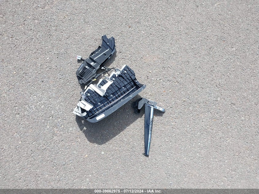 2020 Cadillac Escalade 2Wd Luxury VIN: 1GYS3BKJ2LR240114 Lot: 39862975