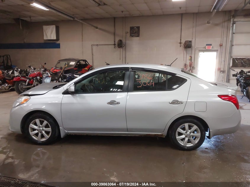 2013 Nissan Versa 1.6 Sl VIN: 3N1CN7AP9DL890240 Lot: 39863064