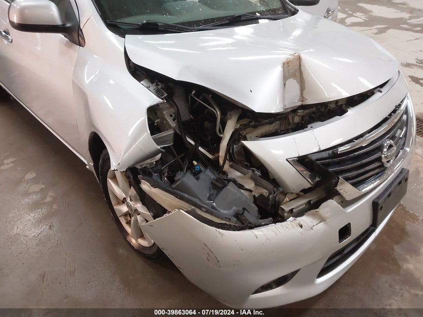 2013 Nissan Versa 1.6 Sl VIN: 3N1CN7AP9DL890240 Lot: 39863064