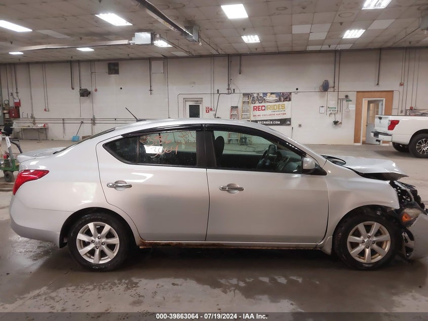 2013 Nissan Versa 1.6 Sl VIN: 3N1CN7AP9DL890240 Lot: 39863064