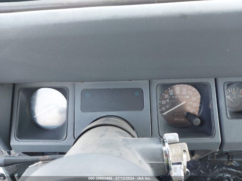 1990 Jeep Wrangler / Yj Islander VIN: 2J4FY39TXLJ522851 Lot: 39863405