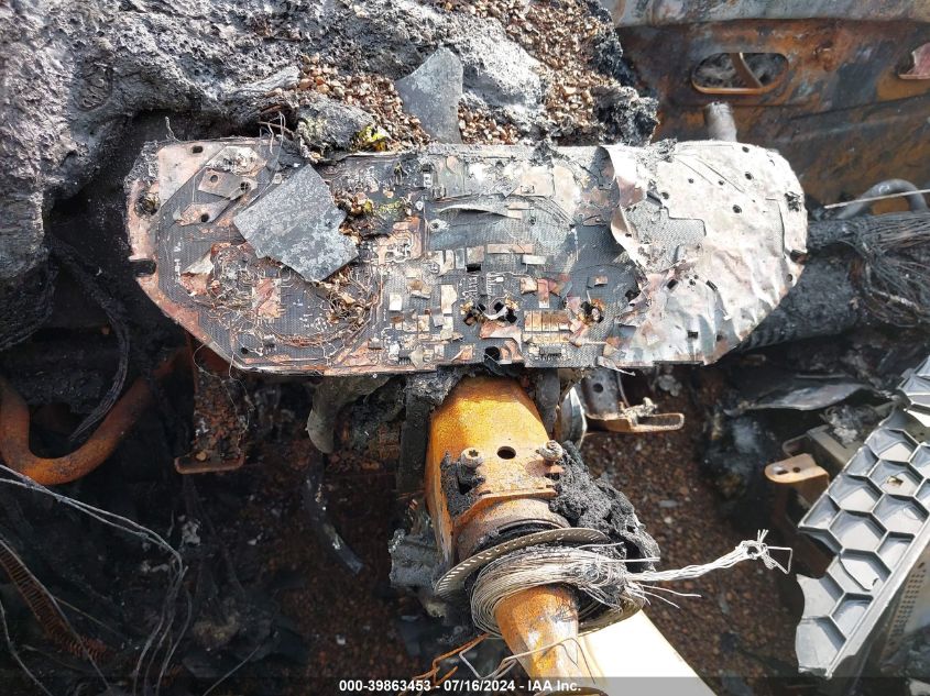 2010 Ford Explorer Xlt VIN: 1FMEU7DE8AUA36243 Lot: 39863453