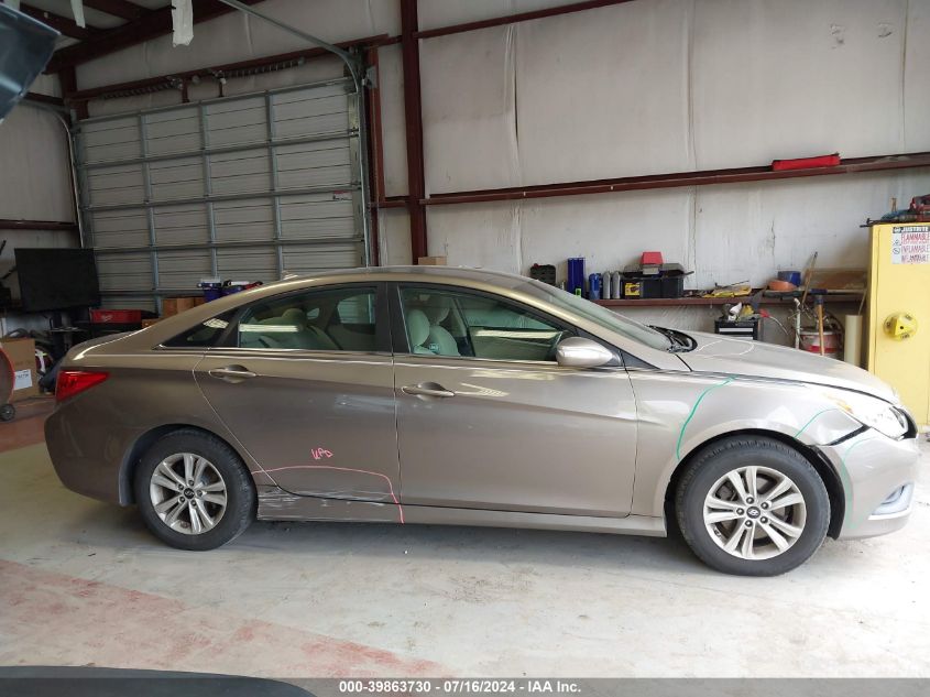 5NPEB4AC7EH927569 2014 Hyundai Sonata Gls
