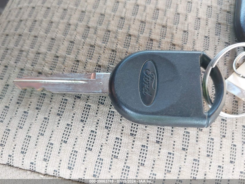 2010 Ford F-150 Fx4/Lariat/Xl/Xlt VIN: 1FTFX1EV0AFB45781 Lot: 39863789