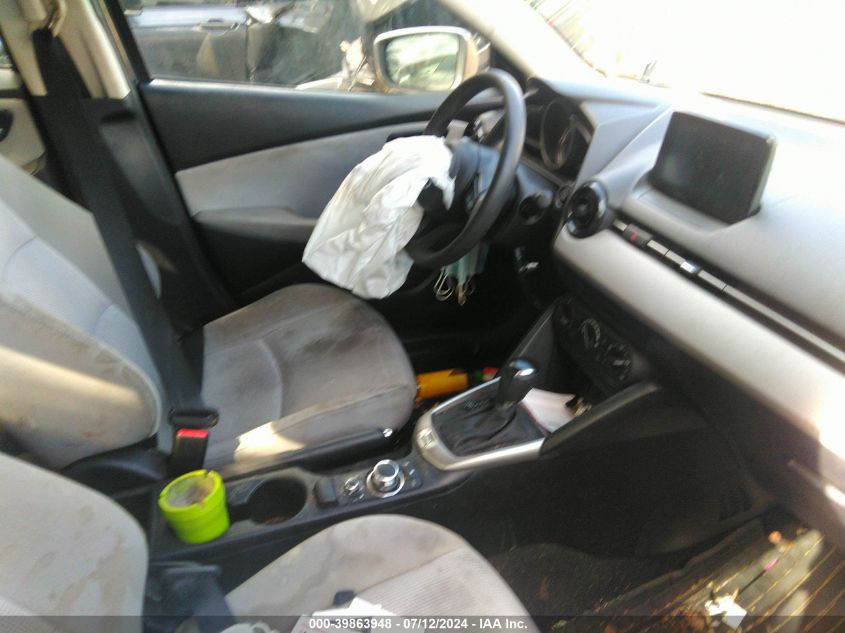 VIN 3MYDLBYV9KY523581 2019 TOYOTA YARIS L