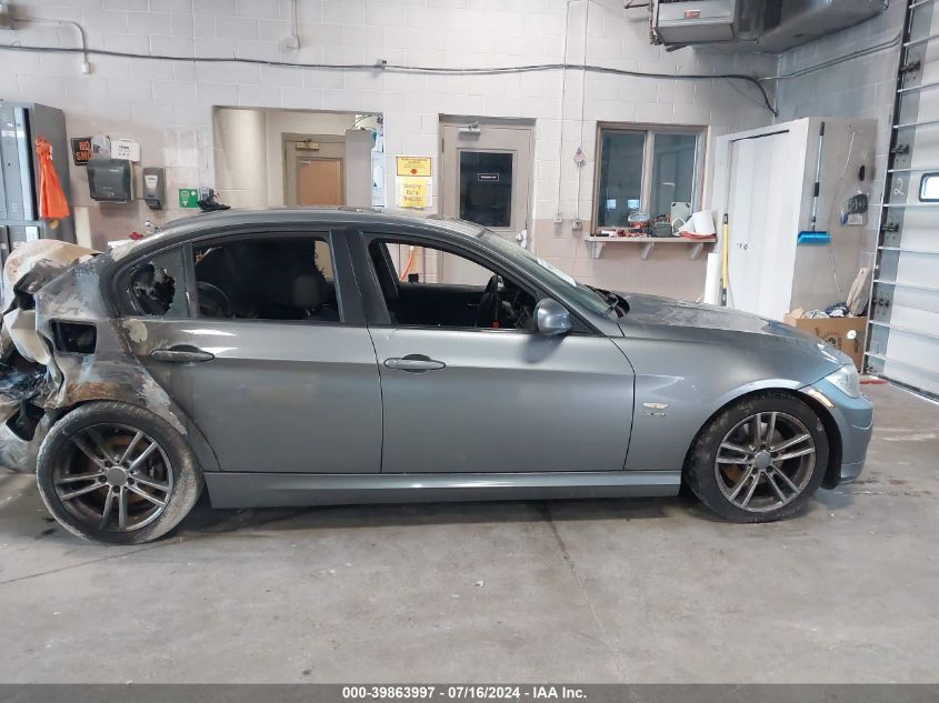 2011 BMW 328 Xi VIN: WBAPK7C59BF082994 Lot: 39863997
