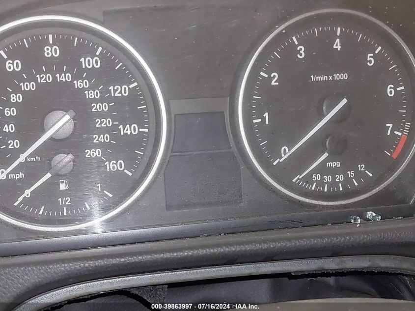 2011 BMW 328 Xi VIN: WBAPK7C59BF082994 Lot: 39863997