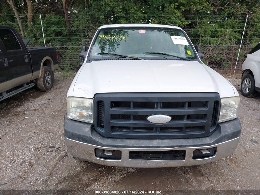 2006 Ford F-250 Xl/Xlt VIN: 1FDNF20586EA69165 Lot: 39864026