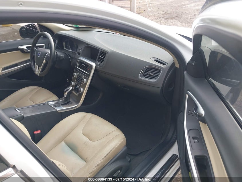 2016 VOLVO S60 PREMIER - YV126MFK7G2410472