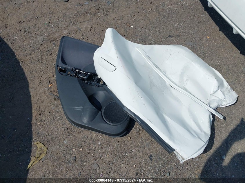 2013 Honda Fit VIN: JHMGE8H35DC045029 Lot: 39864149