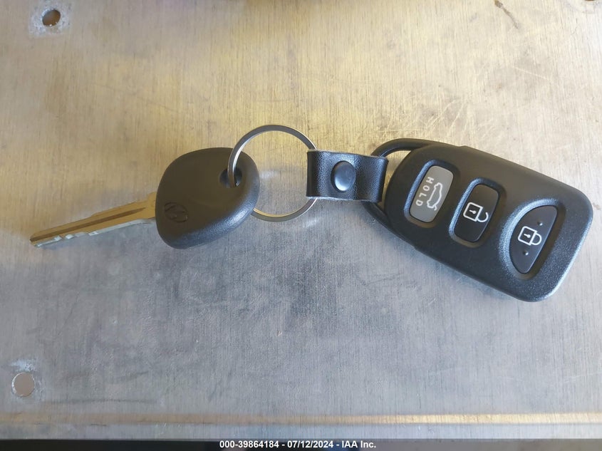 2012 Hyundai Elantra Gls (Ulsan Plant) VIN: KMHDH4AE0CU281902 Lot: 39864184