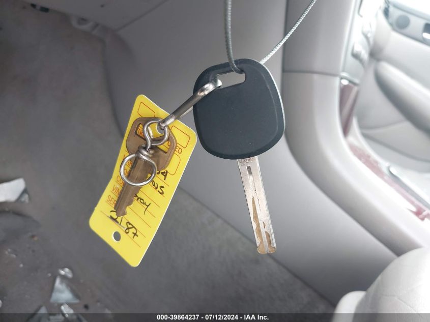 2004 Lexus Es 330 VIN: JTHBA30G540002187 Lot: 39864237