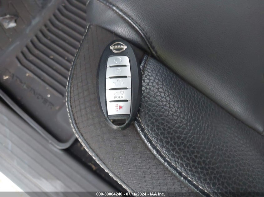 2022 NISSAN PATHFINDER SL 4WD - 5N1DR3CDXNC243596